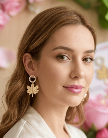 Maple Leaf Pearl Stud Earring